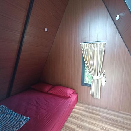 Wawowow Hotel Tomohon Bagian luar foto